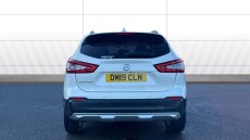 Nissan Qashqai 1.3 DiG-T N-Motion 5dr Petrol Hatchback